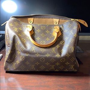 Louis Vuitton Speedy 30